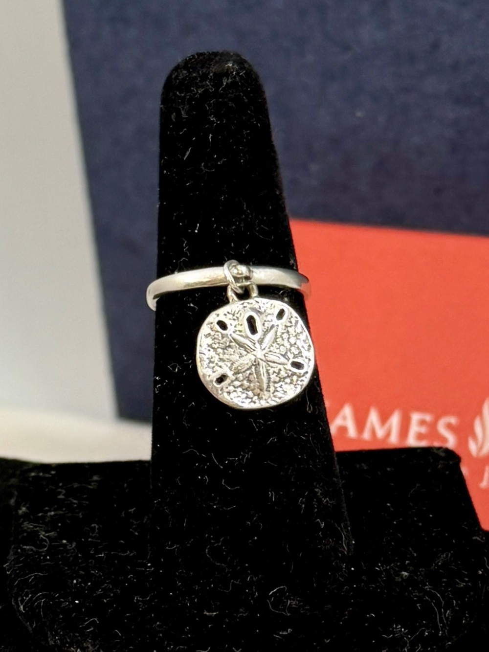 JAMES AVERY Sterling Silver Sand Dollar Dangle Charm Ring; SIZE 5.25; RETIRED